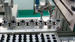 花季网站传媒-減員增效