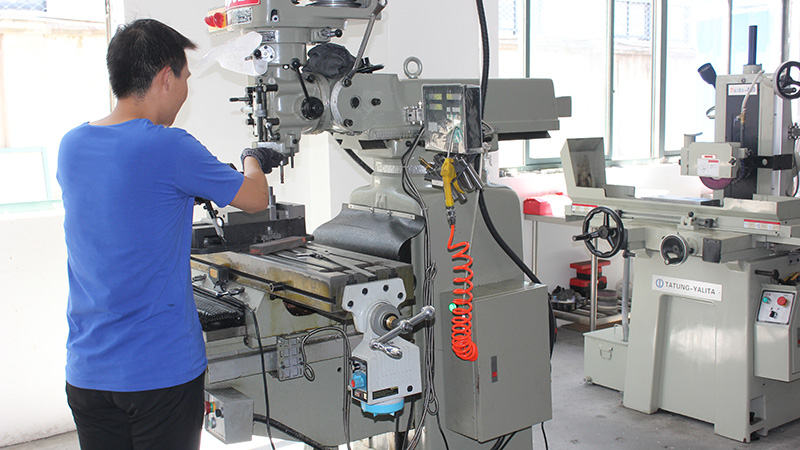 自動化外觀檢測設備